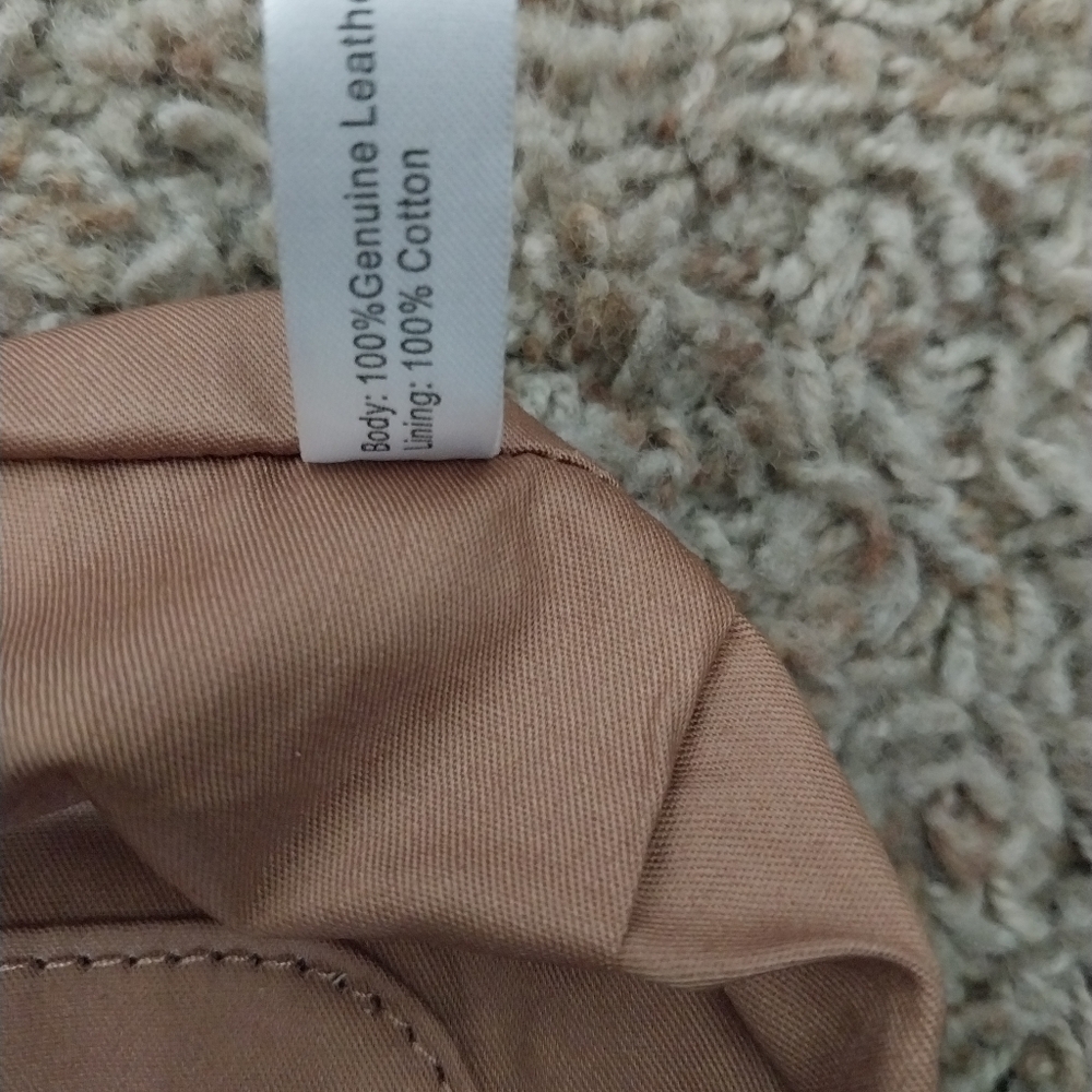 Women HOBO International Crossbody Purse, NWOT - Picture 9 of 11